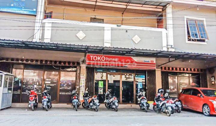 2 Floor Shophouse Area Jl. Raya Sesetan, Denpasar 2