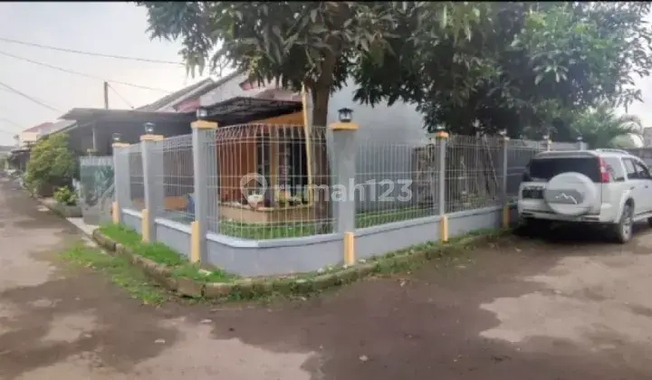 Rumah di Perumahan Karawaci Grand View Karawaci Tangerang 1