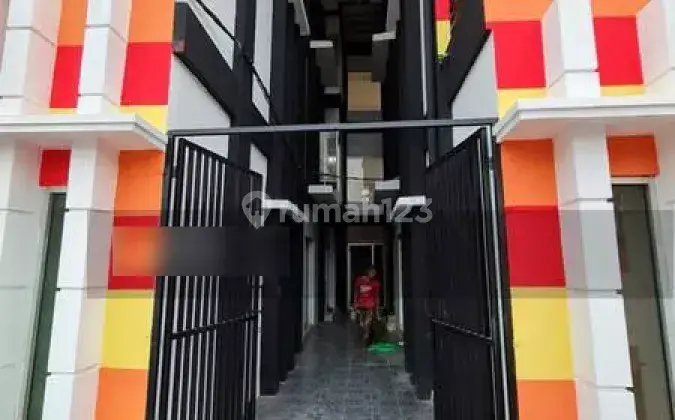 Ruko Gandeng 2 di Raya Pondok Aren Tangerang Selatan 2