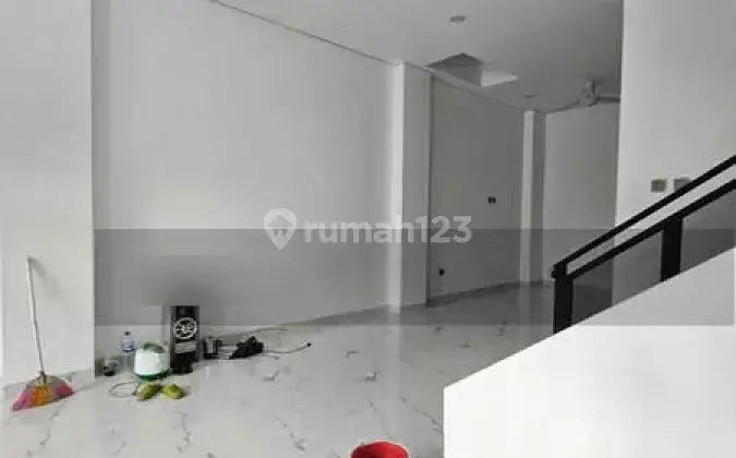 Rumah Di Citra 3 Jakarta Barat 2