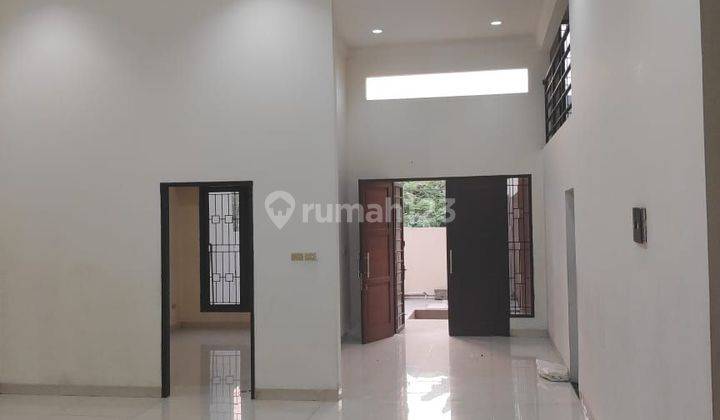 Disewa Rumah Ditaman Surya 5 Jakbar 1