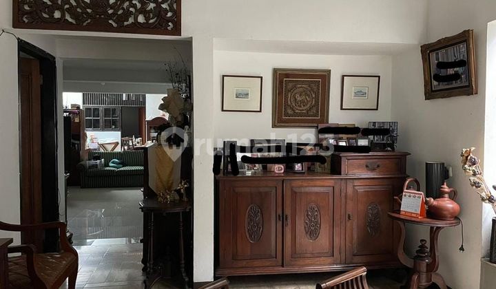 For Sale House in Meruya Utara, West Jakarta For Sale House in Meruya Utara, West Jakarta