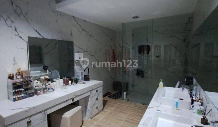 Dijual rumah di Citra 6 jakbar 2