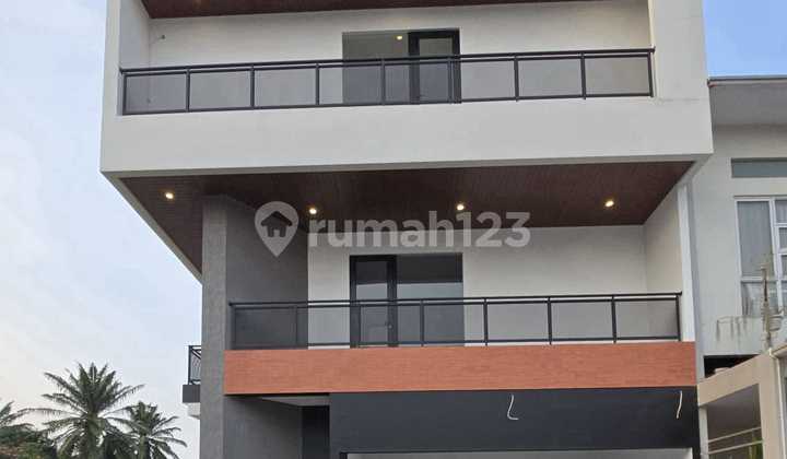 For Sale New House In Flamboyan Complex, Alam Sutera Tangerang