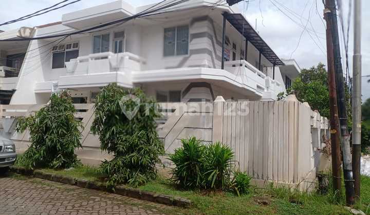 Dijual Rumah Digreen Garden Jakbar