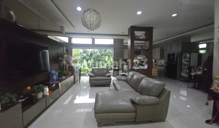 Dijual Rumah Full Furnish di Cluster Starling di Gading Serpong Tgr