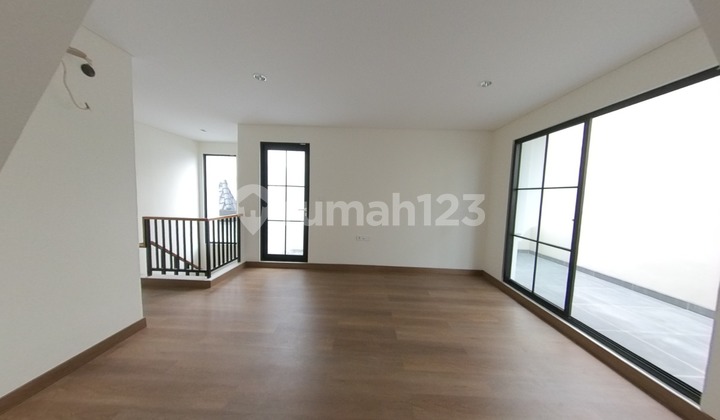 For Sale House in Sumarecon Bogor 2