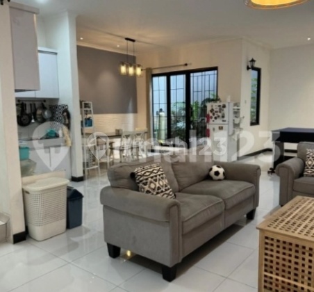 Rumah Dijual Di Cluster Aralia Harapan Indah Bekasi 