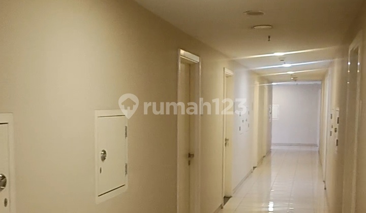 The Springlake Summarecon Bekasi 2BR Apartment For Quick Sale 2