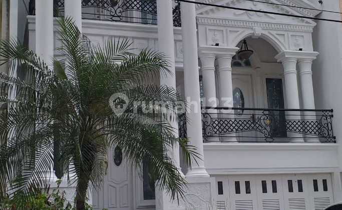 Rumah Mewah Dijual di Jatinegara Baru Jakarta Timur Rumah Mewah Dijual di Jatinegara Baru Jakarta Timur