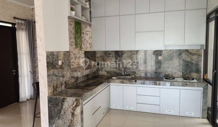 Rumah Dijual Modern Nyaman di Komplek Ciwaruga 2