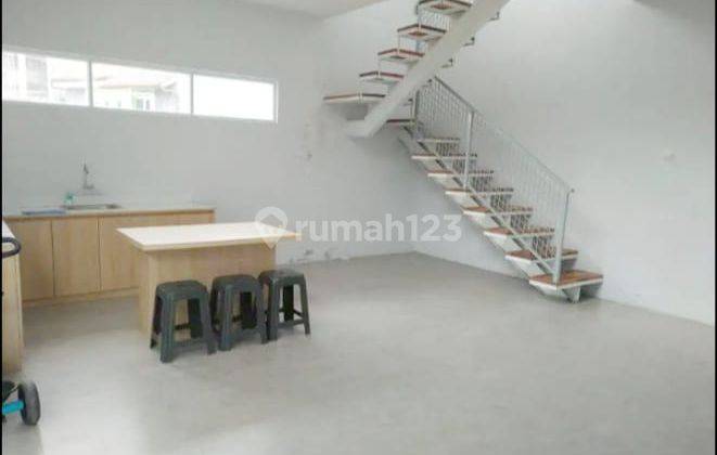 Dijual Rumah Nyaman 2 Lantai Di Daerah Cikutra 1