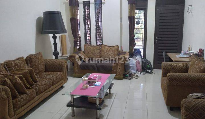 Dijual Rumah Cantik Minimalis di Komplek Elite Soekarno Hatta 1