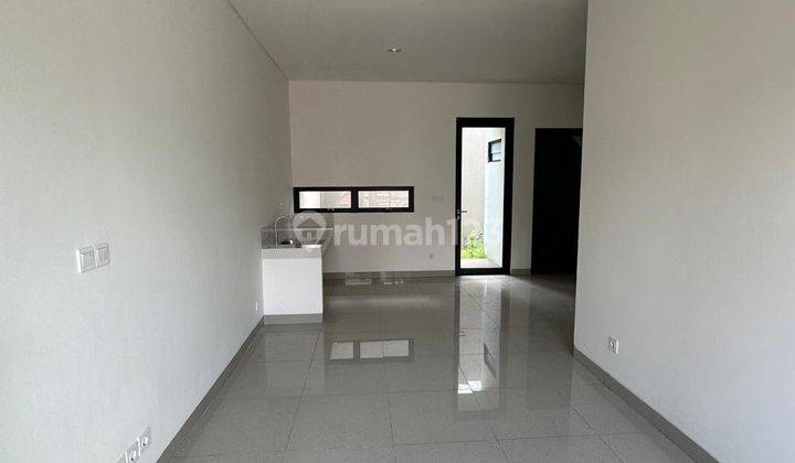 Rumah Dijual Minimalis Cantik di Podomoro Park Bandung 1