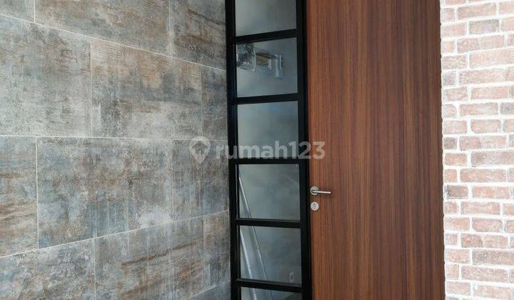 Rumah Dijual Cantik Minimalis di Sayap Batununggal 1