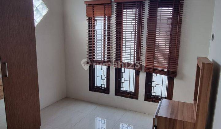 Rumah Dijual Minimalis Cantik di Taman Kopo Indah  2