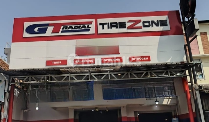 Strategic Shop House on Boulevard Graha Raya 2