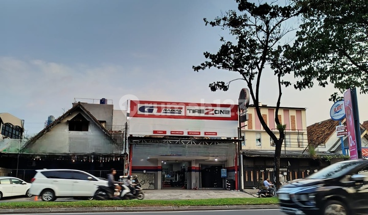 Ruko Strategis Di Boulevard Graha Raya