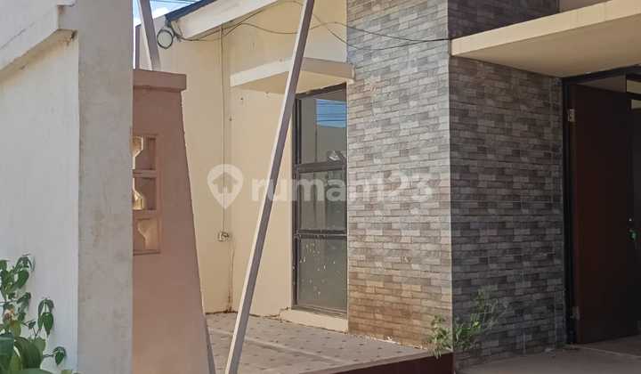 Over Kredit Rumah Hook dkt Stasiun Bojonggede di The Andalusia 2