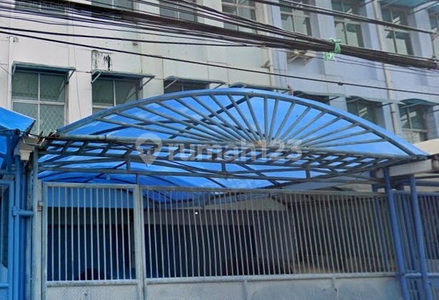 Ruko atau Gudang 4 Lantai 100M2 di Tamansari, Jakarta Barat, SHM