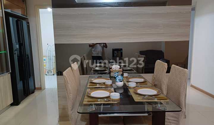 Casa Grande 2Br+1 78M2 Apartment in Tebet, South Jakarta, Freehold Title 2