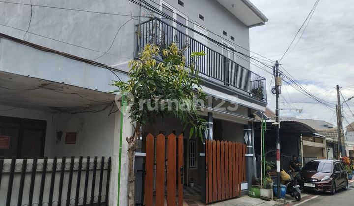 Rumah 2 Lantai 105M2 di Danau Paniai, Madyopuro, Malang, SHM