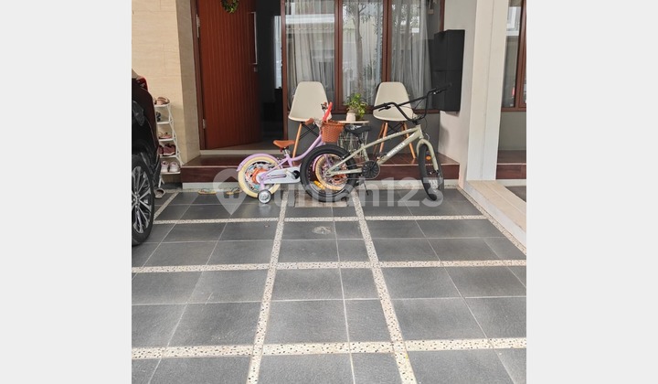 Premier Estate 2 House, Jatiwarna, Bekasi, Good, Furnished, Freehold Certificate