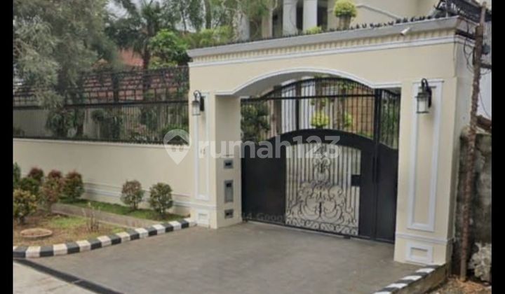 Rumah 2 Lantai 1324M2 di Lawang, Malang, SHM