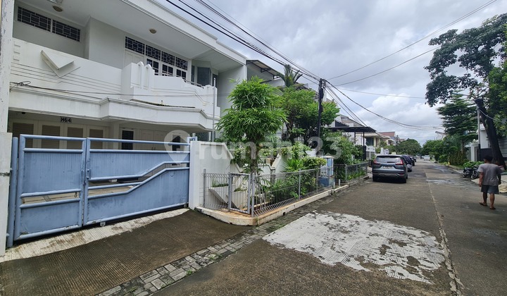 2-Story 200M2 House in Green Garden, West Jakarta, Freehold Title 2