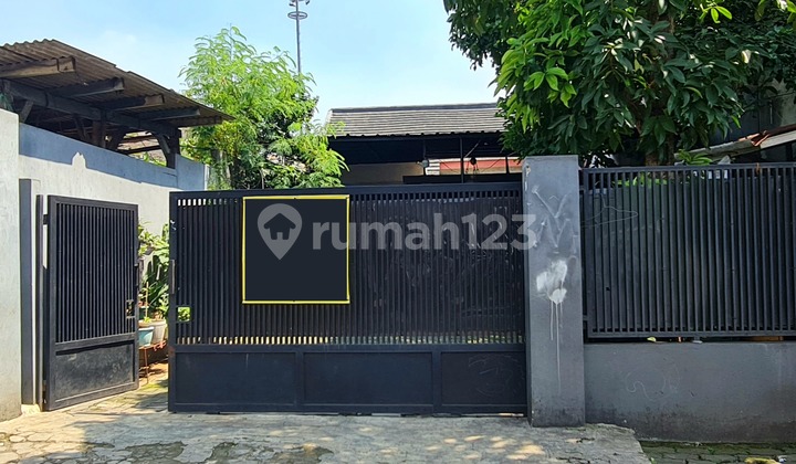 Rumah 253m2 di Jl. Mawar, Bintaro, Pesanggrahan, Jakarta Selatan, SHM, Unfurnished, Butuh Minim Renovasi