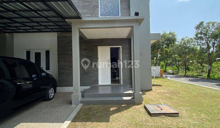 Strategic minimalist exclusive house for sale on Jalan Goa Gong Ungasan 2 floors 2