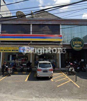 The exclusive Kuta Pati Jelantik shophouse is densely populated 1