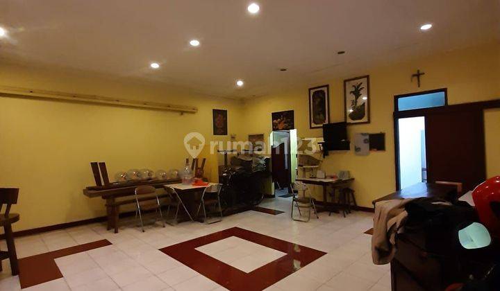 Jual Harga Murah Rumah Tempat Usaha Strategis Pusat Kota ex Resto Jalan Rama 2