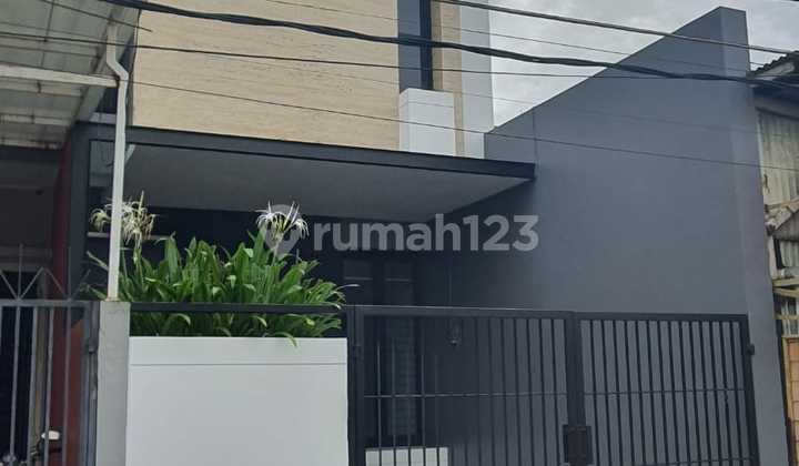 3-Storey Spacious House in Ratu Asia Baru - Near Taman Ratu Indah, SHM 3-Storey Spacious House in Ratu Asia Baru - Near Taman Ratu Indah, SHM