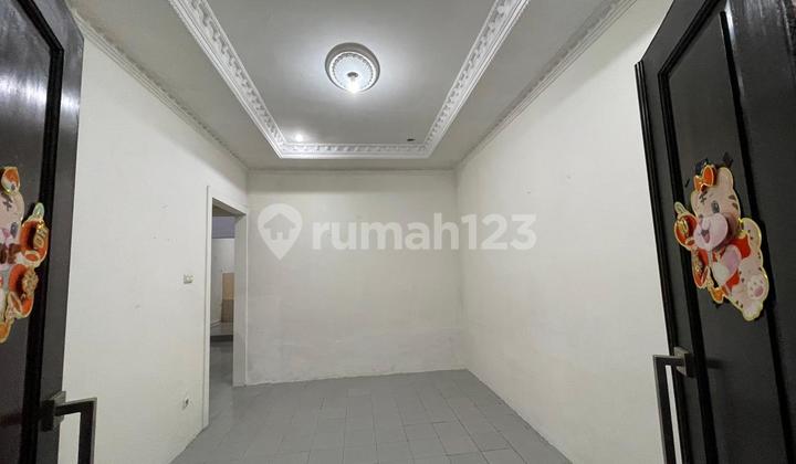 Rumah 2 Lantai Murah Kelapa Dua Tangerang - Dekat Pasar Modern Mutiara Karawaci, 5 KT Harga 750 Juta