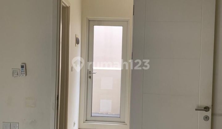 Rumah 2 Lantai Thomson Utara Gading Serpong, Shm, 1,69m