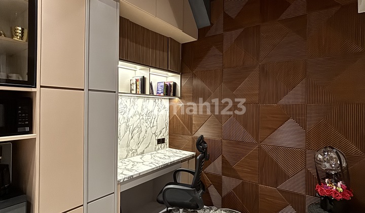 Dijual Rumah Mewah Winona Alam Sutera, 3 Lantai Renov Total