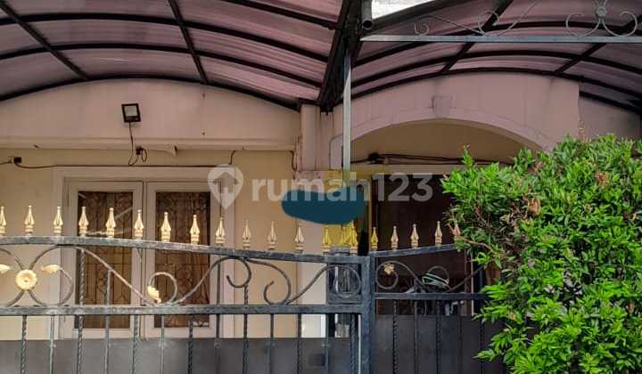 Rumah Metro Permata Semi Furnish Bagus Timur