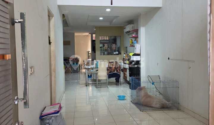 1.5-Story Bojong Indah Hanoman House, Land Area 132M², 3+1 Bedrooms, Freehold Certificate - Price 1.7M