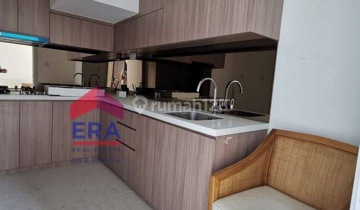Hunian Nyaman Rumah Hoek The Rivera – Siap Huni Semi Furnished 2