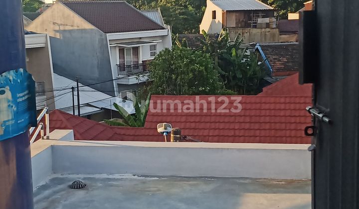Rumah Baru Bagus Dan Nyaman 2 Lt Di Perumahan Kosambi Baru 