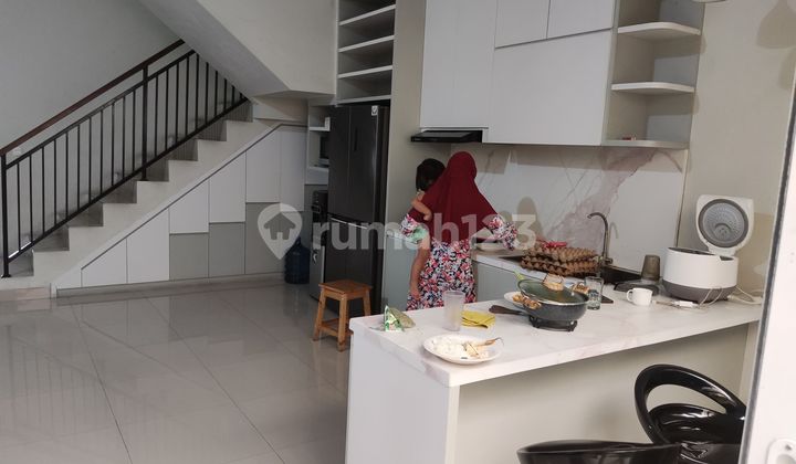 Rumah Full Renovasi Dan Bagus Siap Huni Di Metland Puri 2