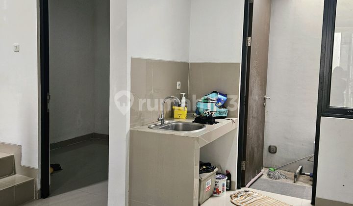 House Near Toll Access Ready to Occupy in Metland Puri House Near Toll Access Ready to Occupy in Metland Puri