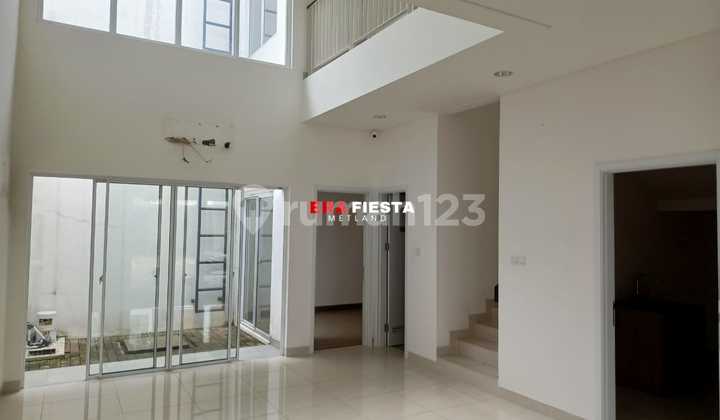 Rumah Cantik Dan Asri Siap Huni Di Riviera Metland Puri 2