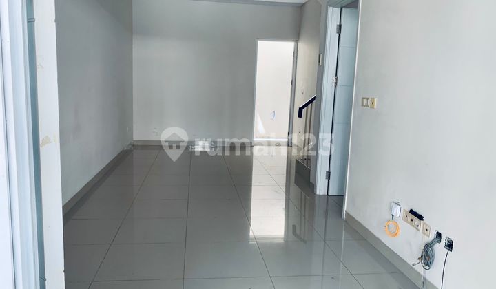 Rumah Siap Huni Di Green Lake City Cluster Amerika Latin Rumah Siap Huni Di Green Lake City Cluster Amerika Latin