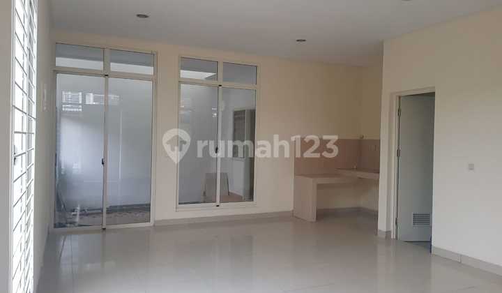 Rumah Hoek Bagus Siap Huni Di Green Lake City 2