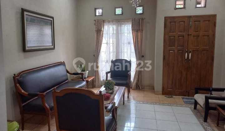 Rumah Bagus, Mewah Dan Asri Di Kebon Jeruk 2