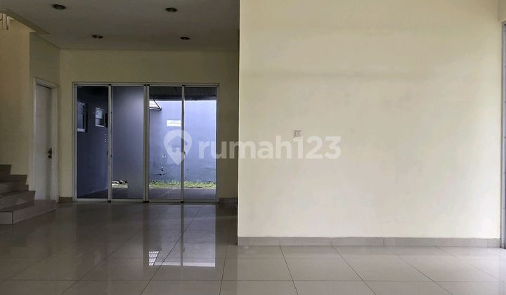 Comfortable Living in Green Lake City – Easy Access, Exclusive 2