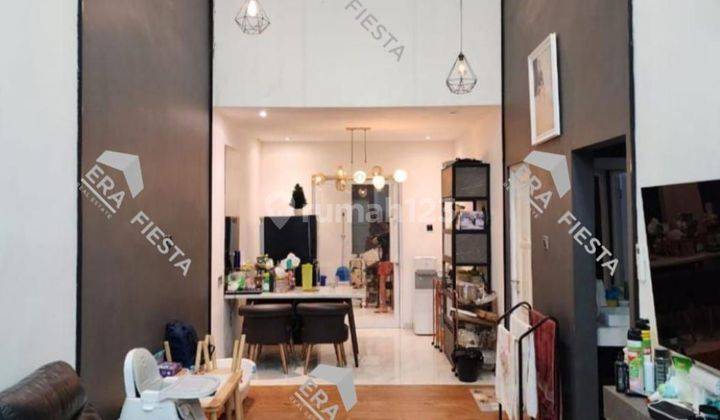 Rumah Bagus Furnished Di Taman Semanan Indah 1