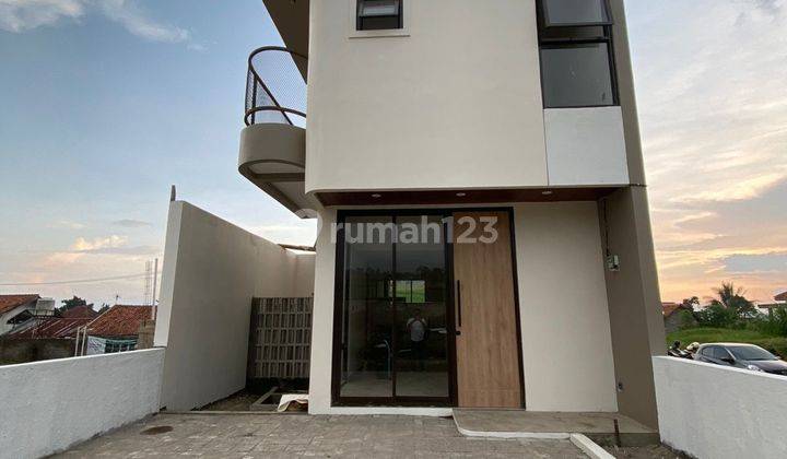 Z Living Padalarang Rumah modern Minimalis dkt Stasiun Kereta Cepat padalarang 1
